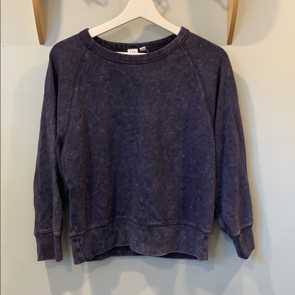 Gap sweatshirt